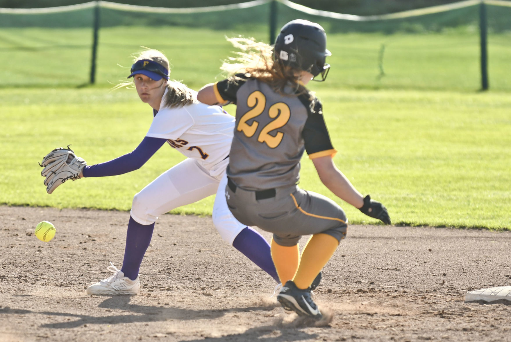 032119 SLO Righetti softball 03.jpg